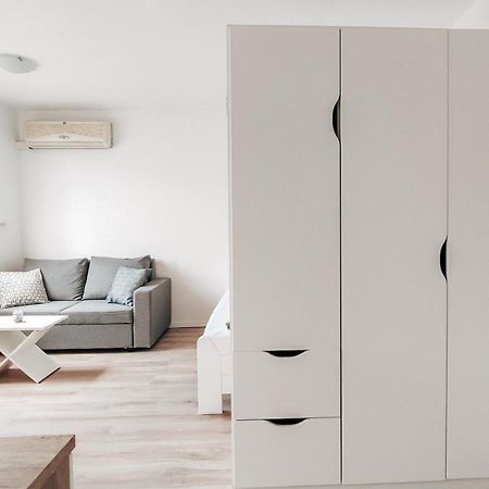 לובליאנה Studio Apartment Sanya מראה חיצוני תמונה