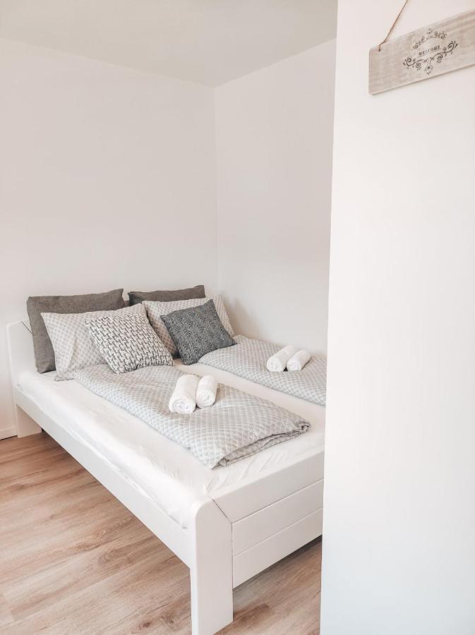 לובליאנה Studio Apartment Sanya מראה חיצוני תמונה