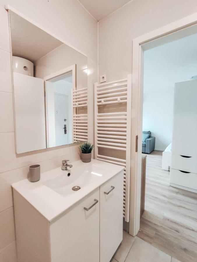 לובליאנה Studio Apartment Sanya מראה חיצוני תמונה